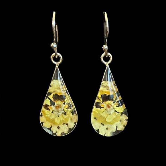 Estate Jewelry - Vintage sterling silver vermeil dried flower dangle earrings